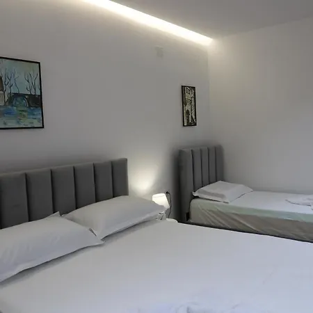 Noel Centre Berat