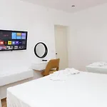 Noel Centre דירה *