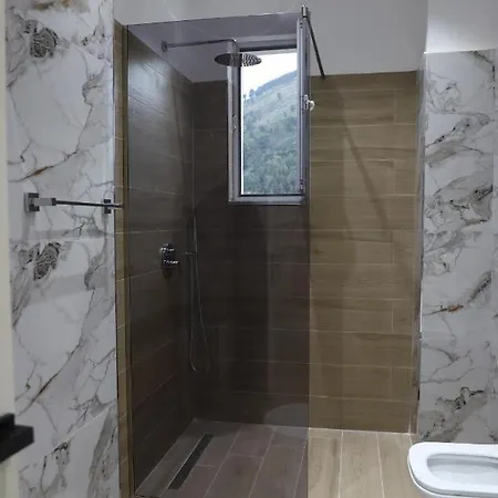 Noel Centre Apartment Berat