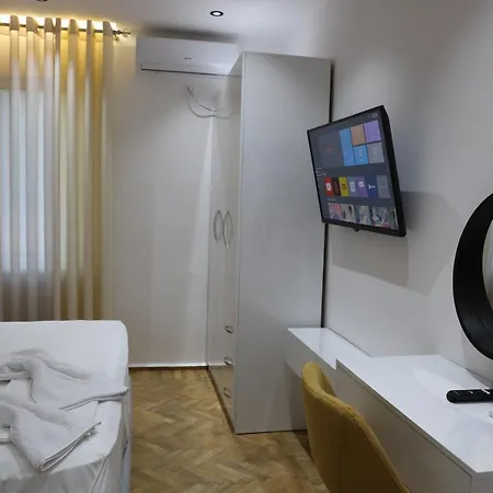 Noel Centre Apartment Berat