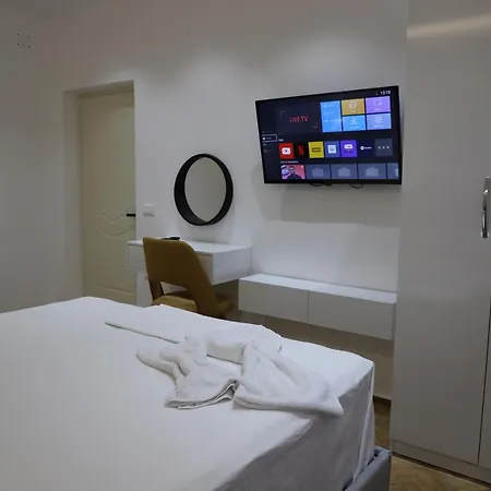 Noel Centre Appartement Berat