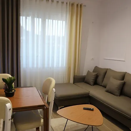 Noel Centre Berat