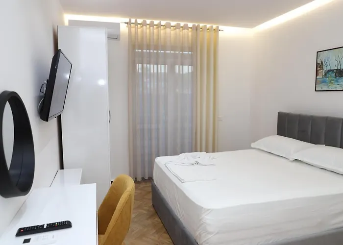 Noel Centre Berat